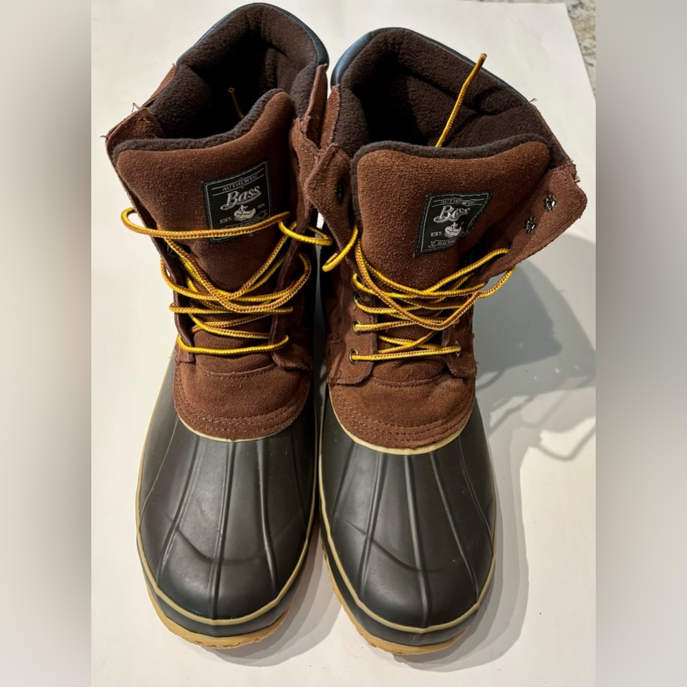 Authentic G.H. Bass duck boots. men’s size M12